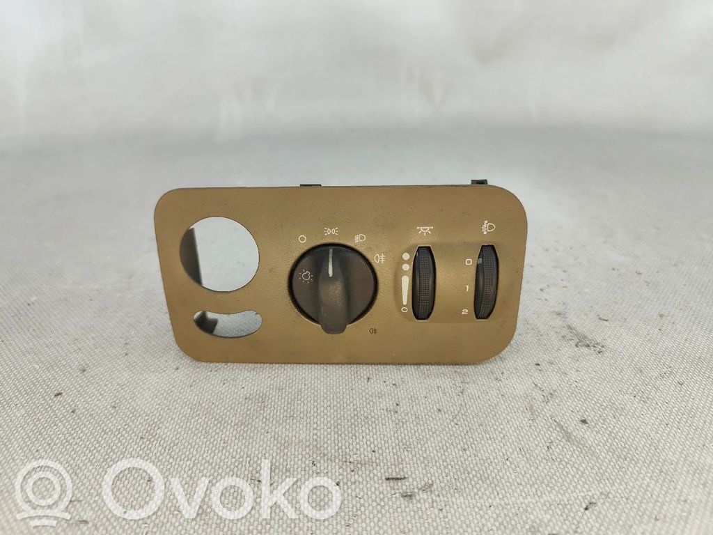 Interruptor de luz   P0TH131T5AC,10PINOS,746746082