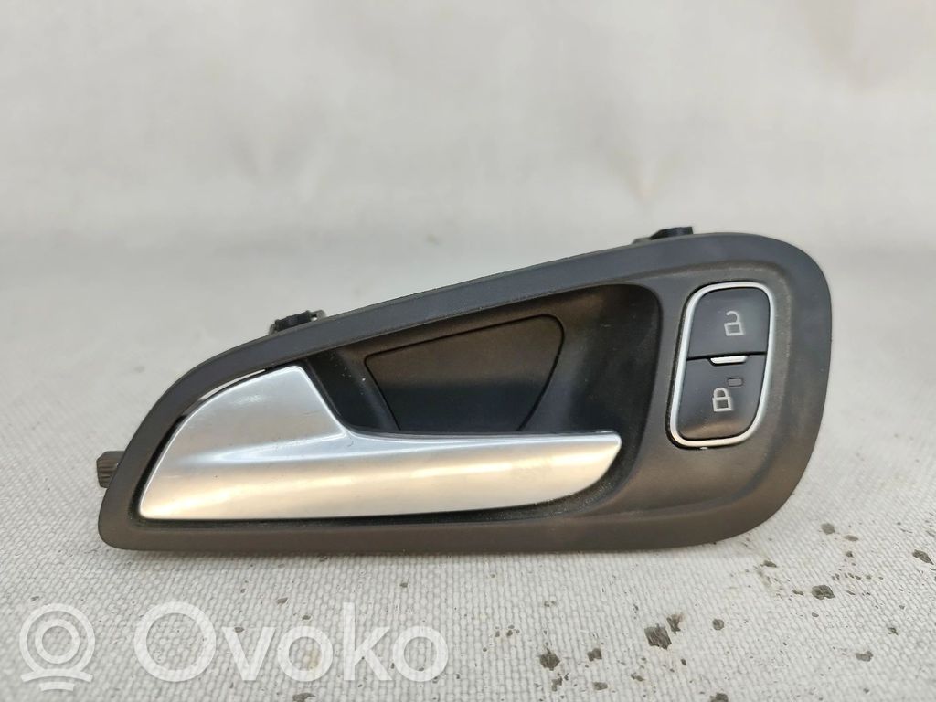 Ford Focus Mâner interior ușă față 