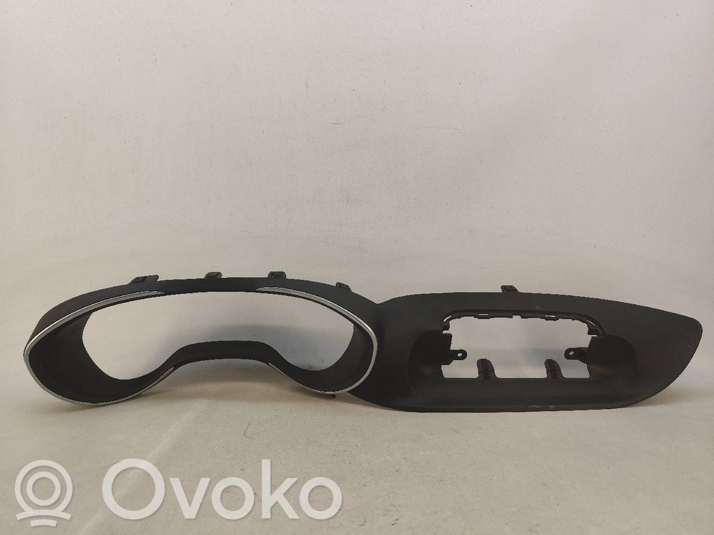Fiat Tipo Moldura del panel 