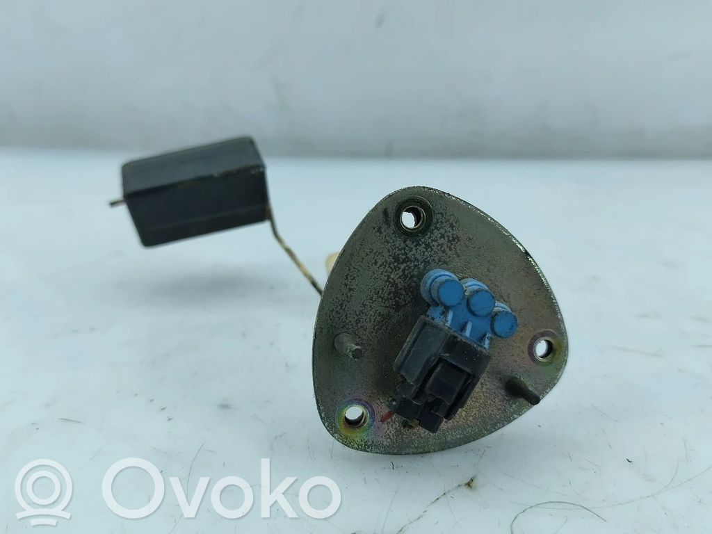 Fuel level sensor   MR135469