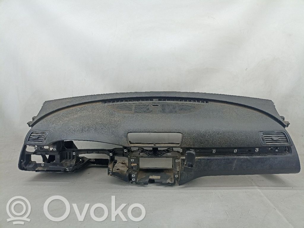 Volkswagen PASSAT B6 Tableau de bord 