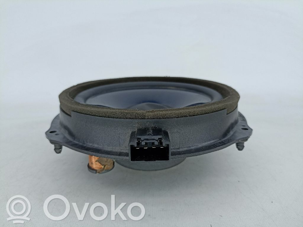 Ford Mondeo MK IV Difuzor în panou