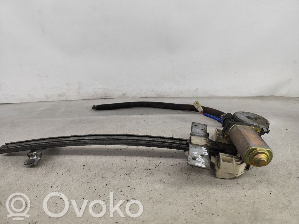 Mazda 626 Mecanismo para subir la puerta delantera sin motor 