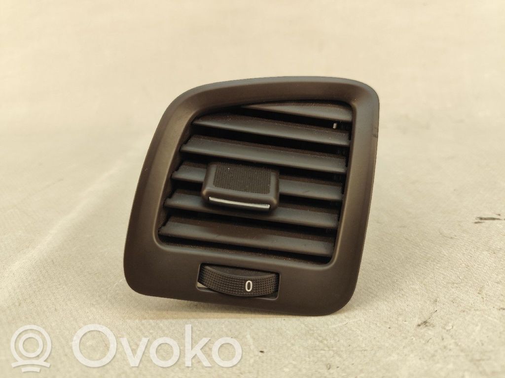 Opel Insignia A Dysze / Kratki środkowego nawiewu deski rozdzielczej 