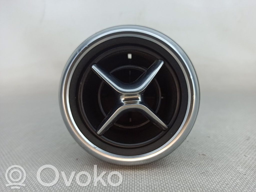 Mercedes-Benz A W176 Griglia di ventilazione centrale cruscotto