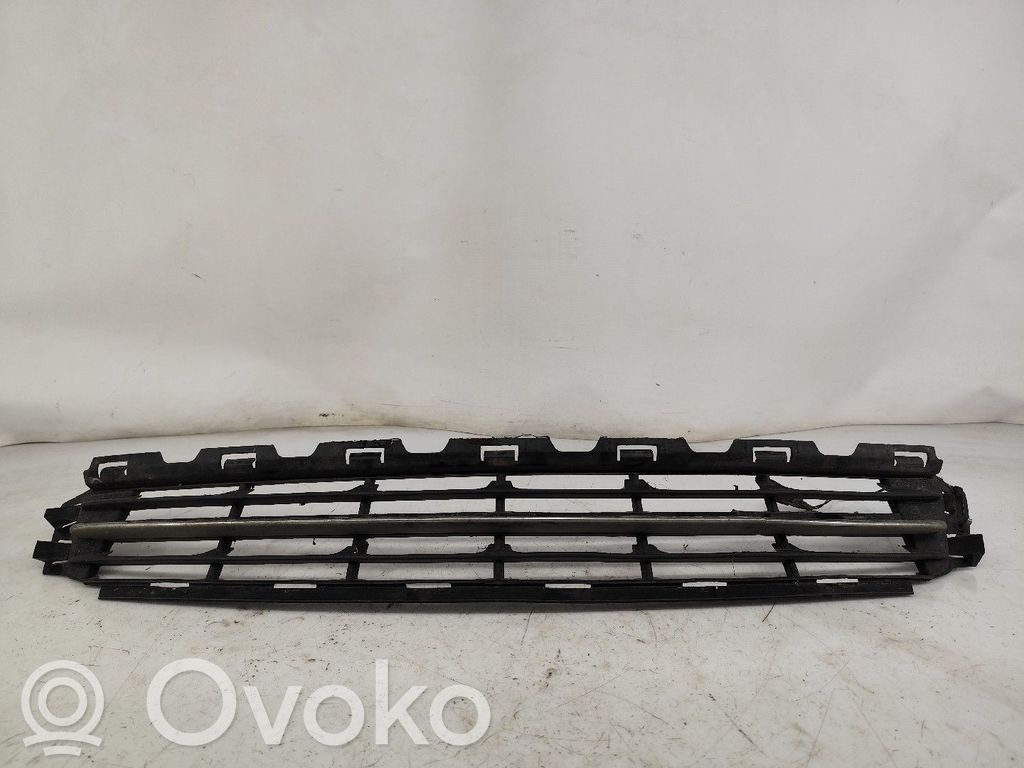 Ford Mondeo Mk III Grille de calandre avant 