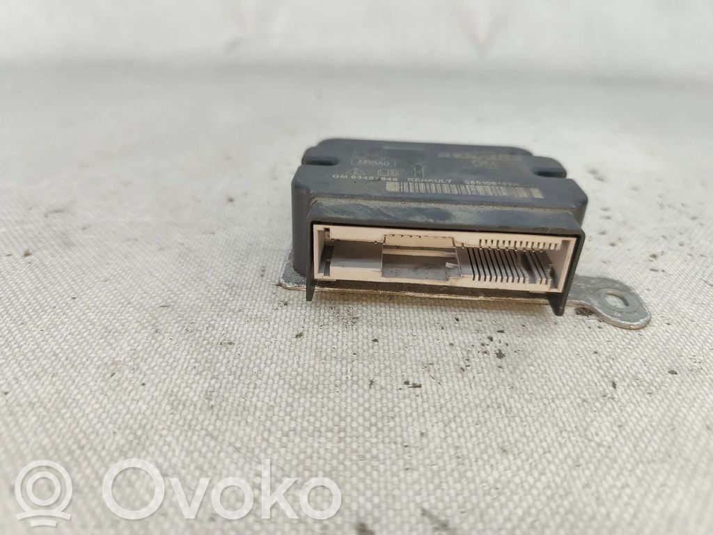 Unitate/modul de comandă airbaguri   985106142R,93457848R,A2C80862803