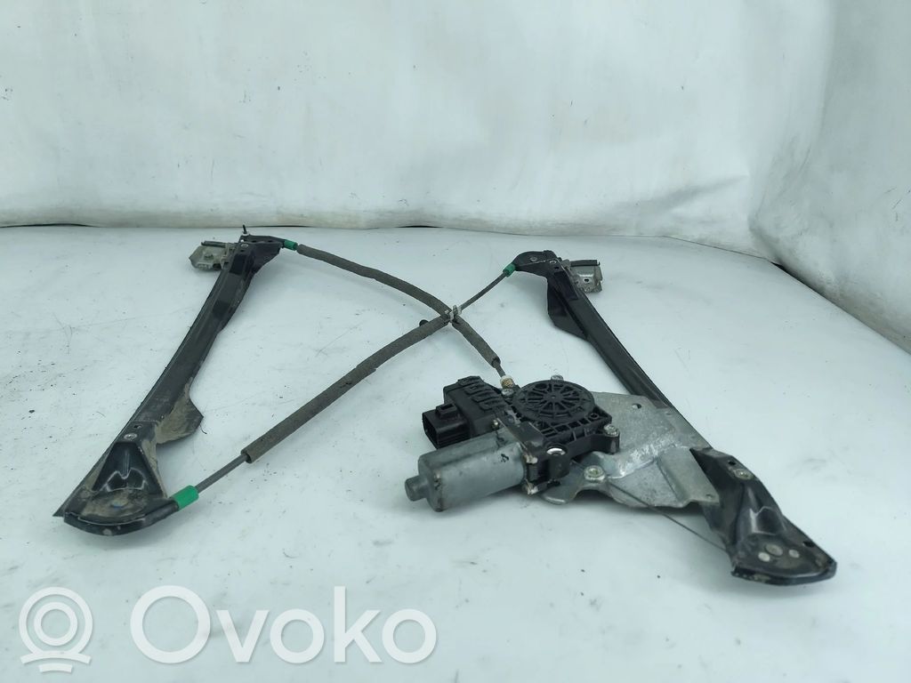 Ford Focus Front window lifting mechanism without motor 