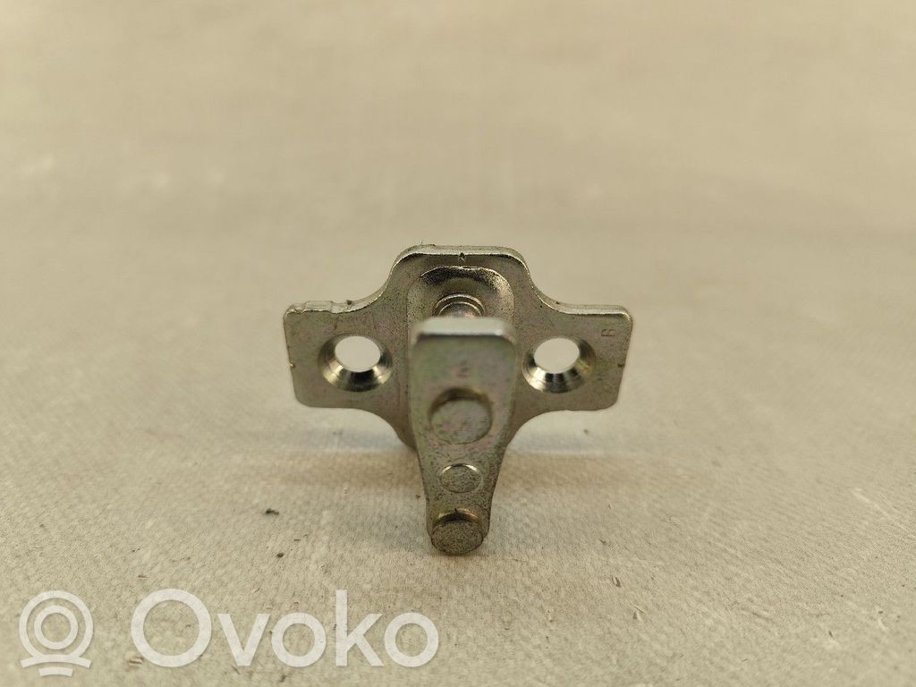Opel Karl Zamek drzwi tylnych 