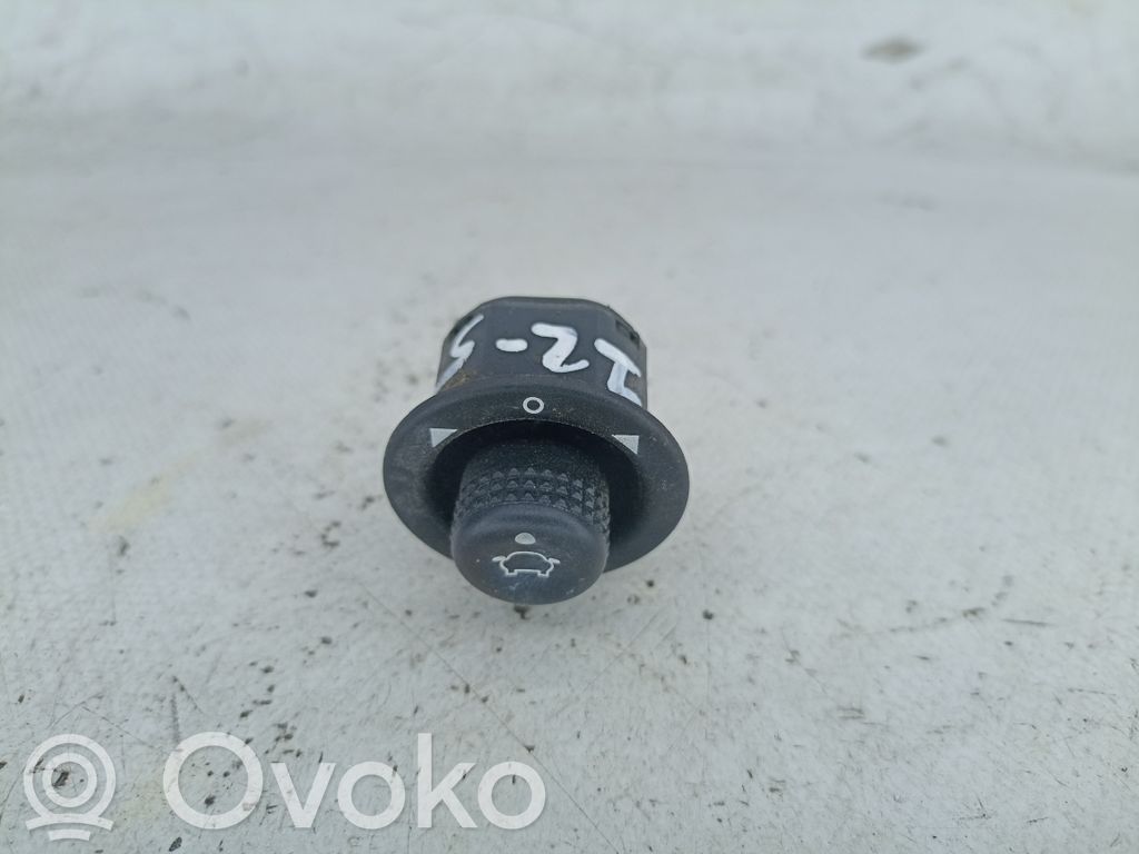 Comutator oglinzi laterale   93BG17B676BB