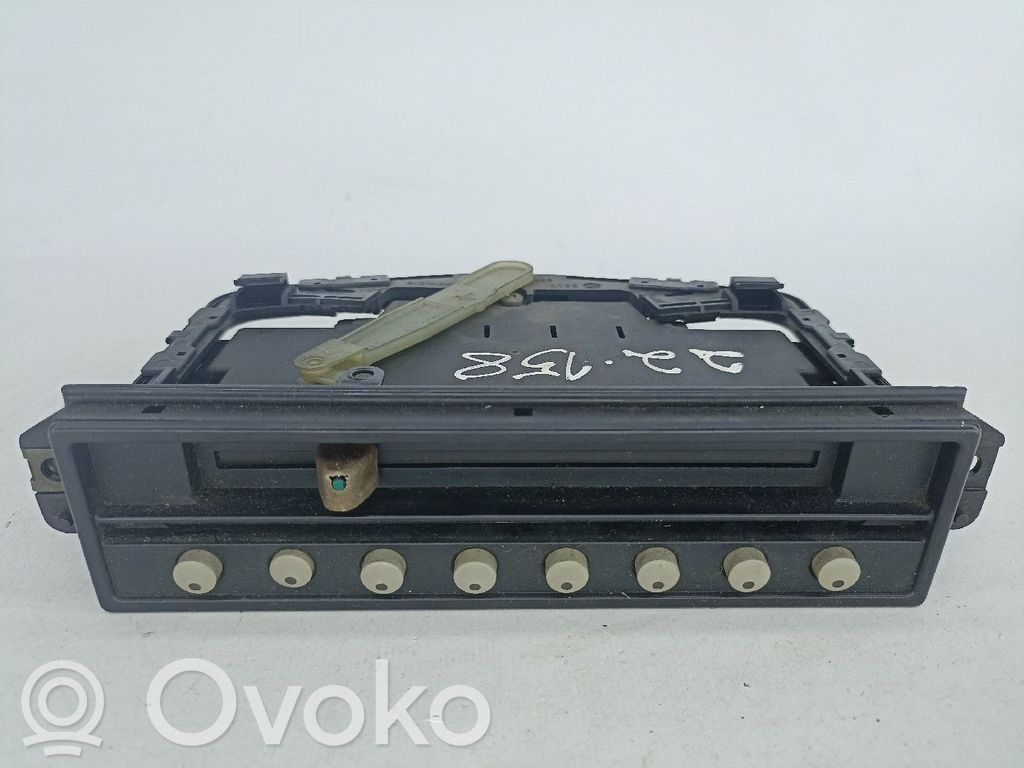 Volvo 460 Panel klimatyzacji 