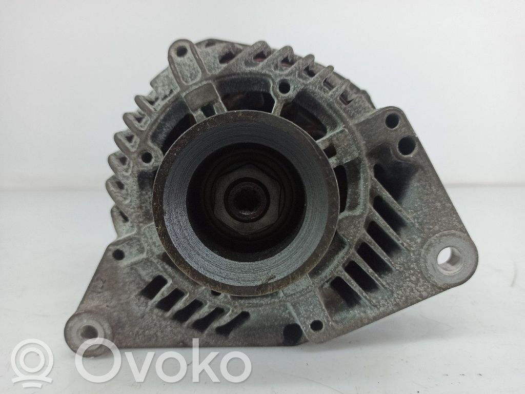 Volkswagen PASSAT B5 Generator/alternator 