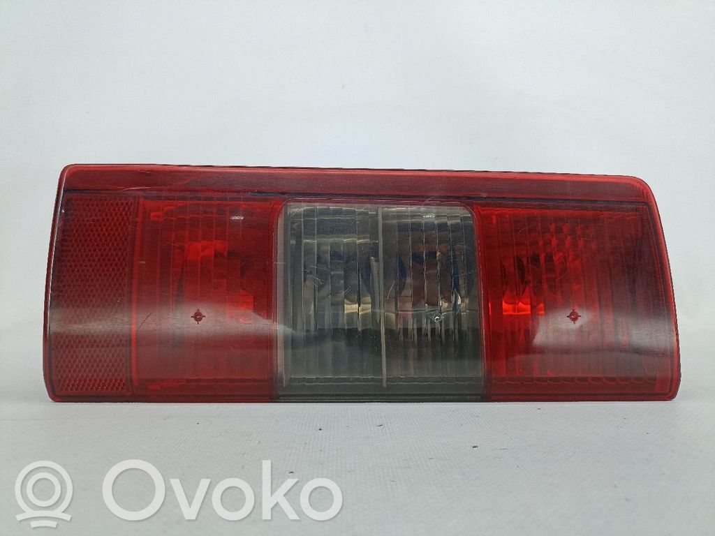 Opel Combo C Lampă spate în capacul portbagajului