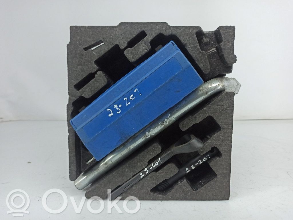 Tunkki   8Z0012109N