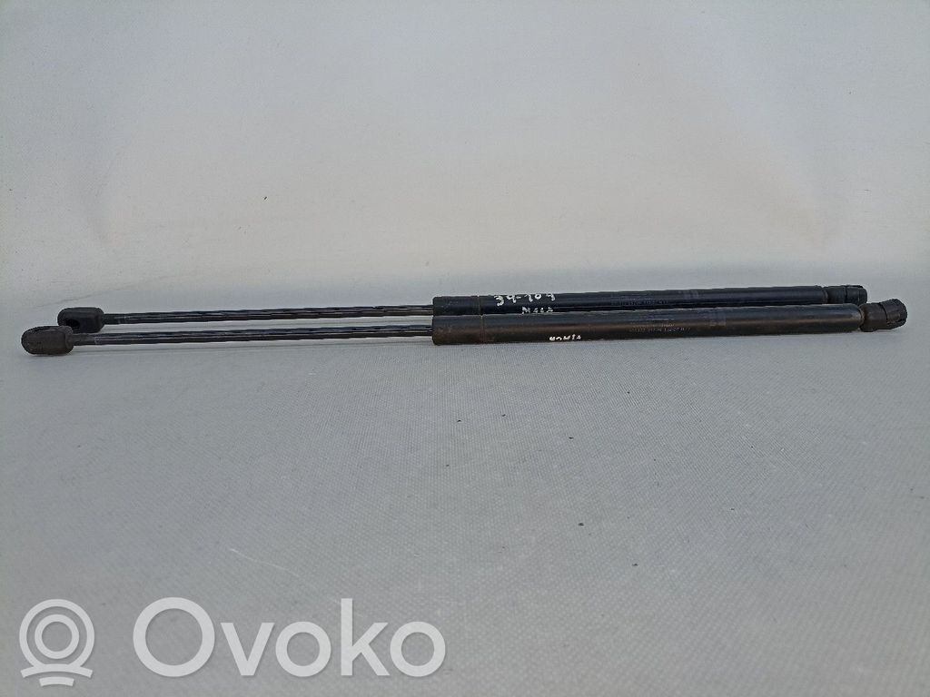 Amortyzator klapy tylnej bagażnika   NV