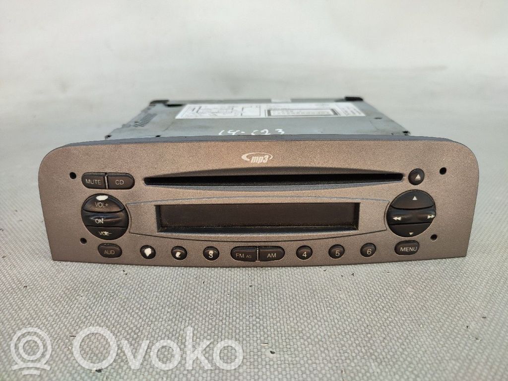 Alfa Romeo GT Panel / Radioodtwarzacz CD/DVD/GPS