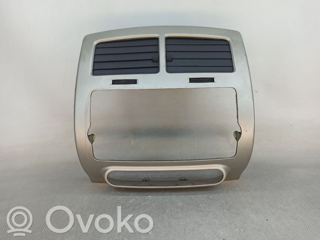 Toyota Urban Cruiser XP110 Rămă unitate radio/GPS 