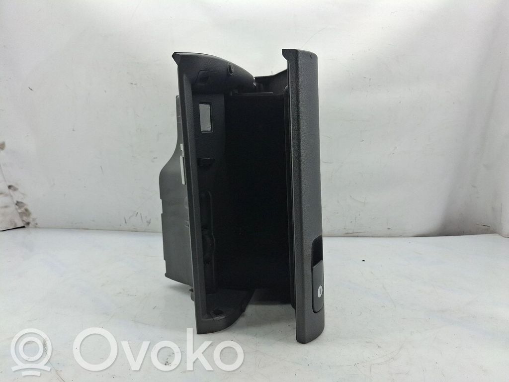 Hansikaslokero   5M1857097K