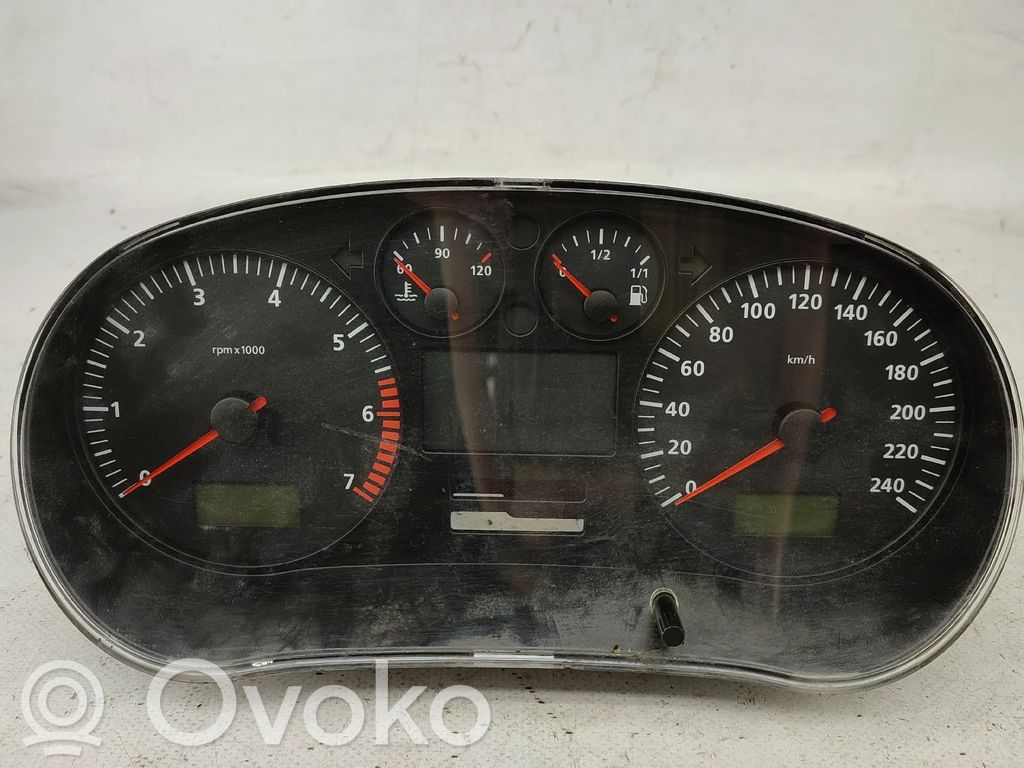 Seat Leon (1M) Spidometras (prietaisų skydelis) 