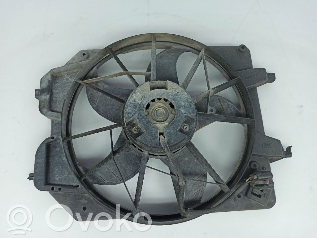 Ford Focus Elektrinis radiatorių ventiliatorius 