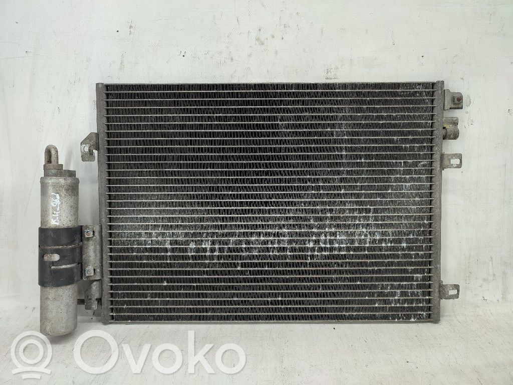 Radiatore di raffreddamento A/C (condensatore)   8200086193