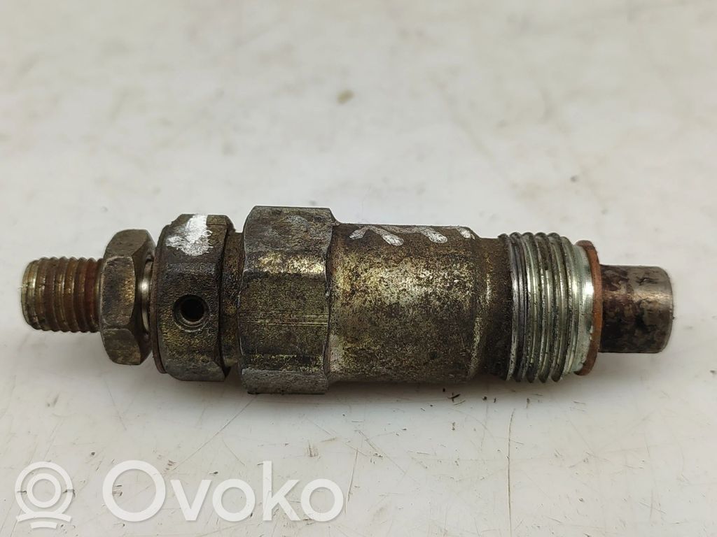 Inyector de combustible   710681