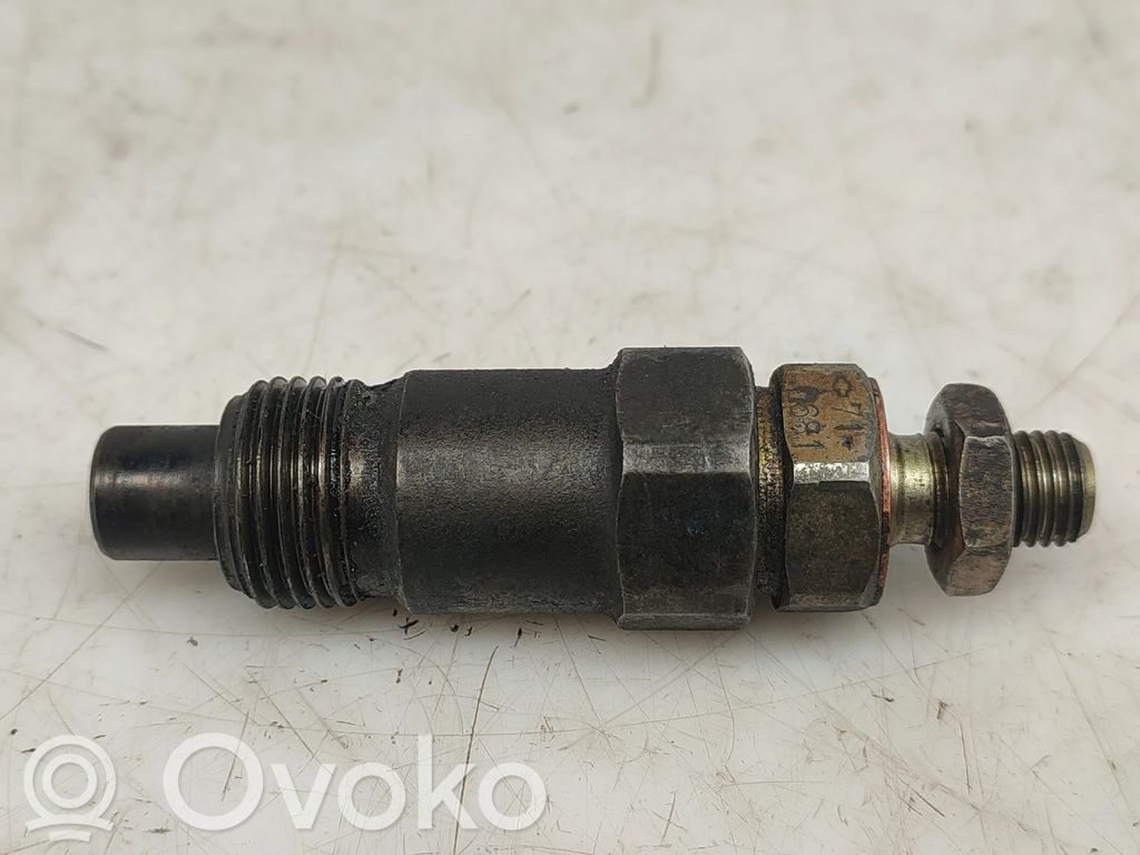 Inyector de combustible   710681