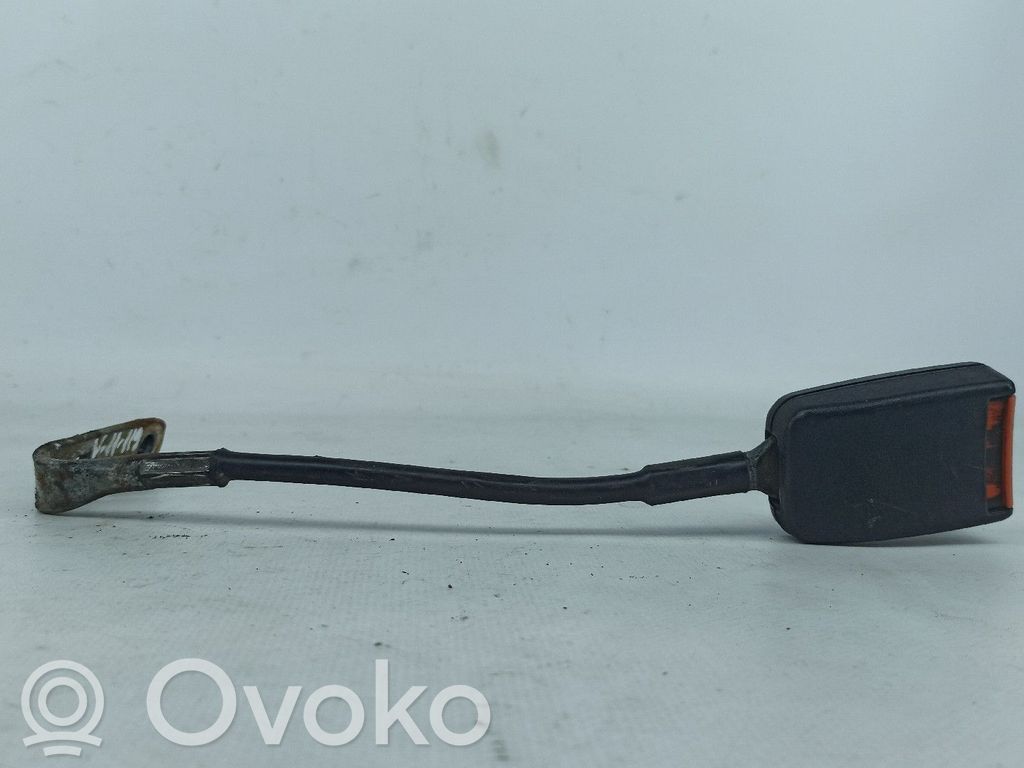 Nissan Patrol 260 Etuistuimen turvavyön solki 