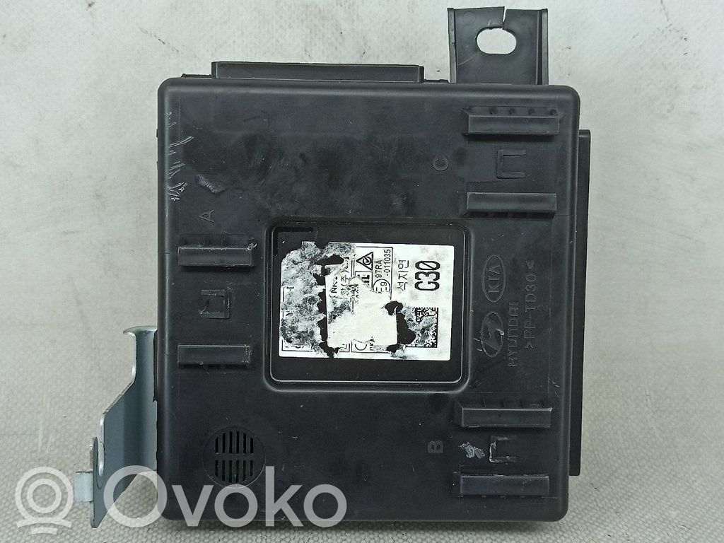 Unidad de control/módulo del motor   95400G6300