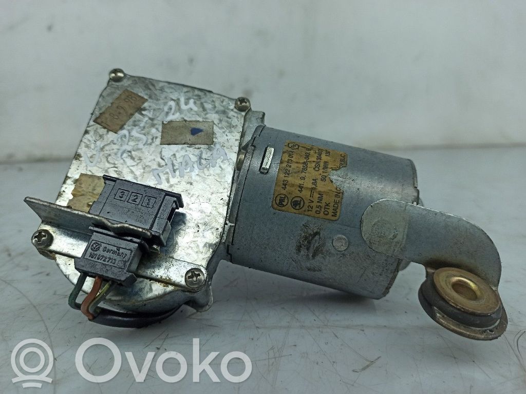 Skoda Felicia II Moteur d'essuie-glace arrière