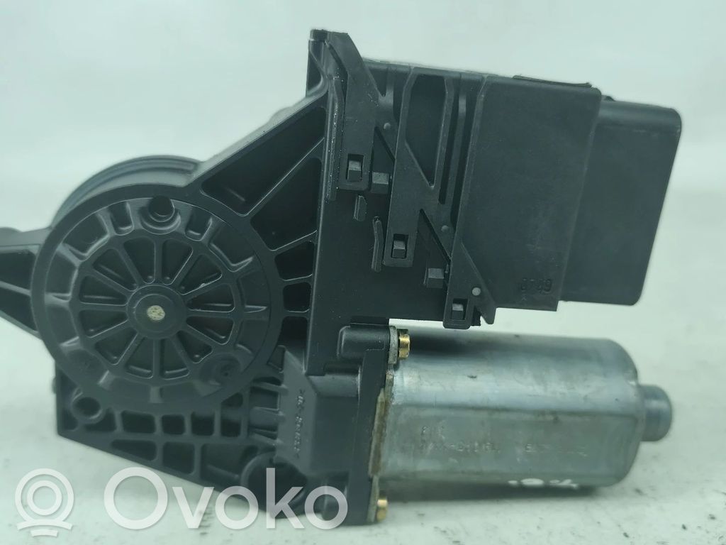 Motor macara geam ușă spate   0130821697,119095XXX