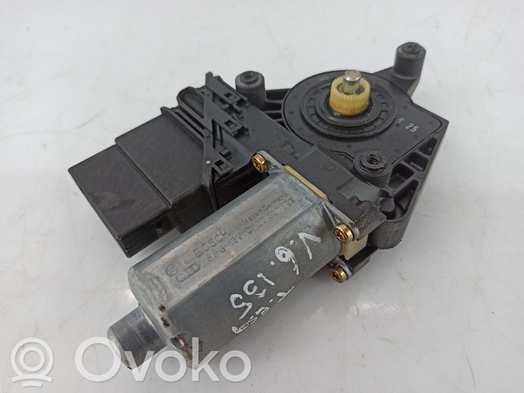 Motor macara geam ușă spate   0130821697