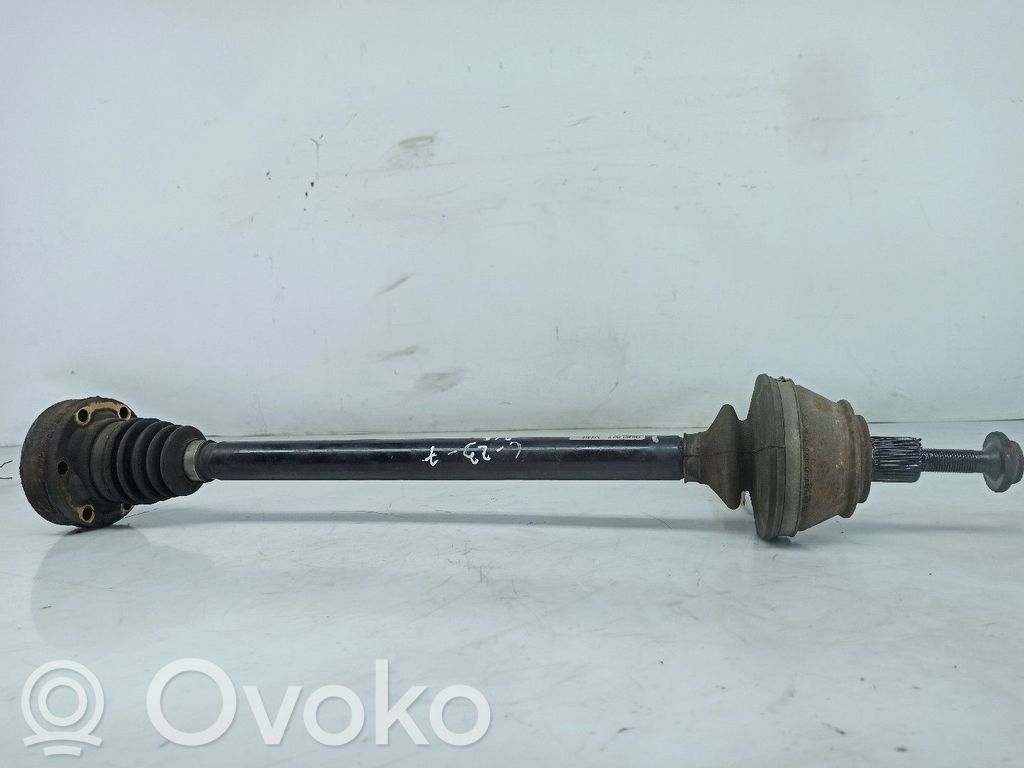 Takavetoakseli   4E0501203B