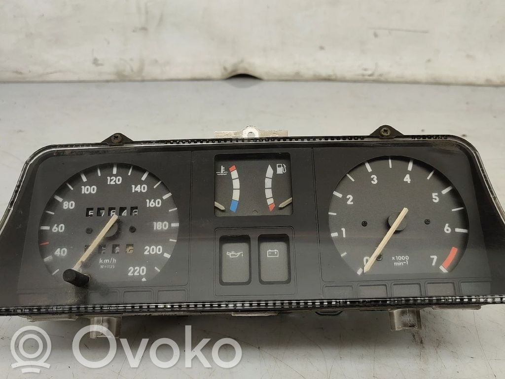 Opel Kadett E Спидометр (приборный щиток) 