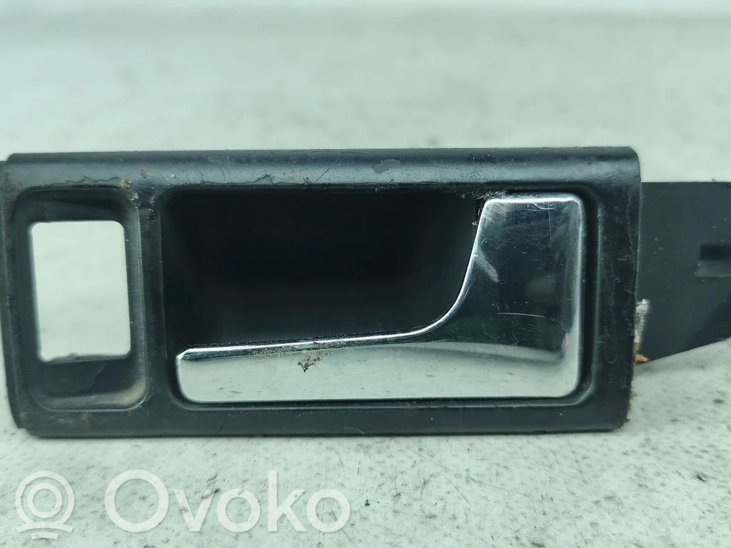 Audi A6 S6 C4 4A Etuoven ulkokahvan kehys 
