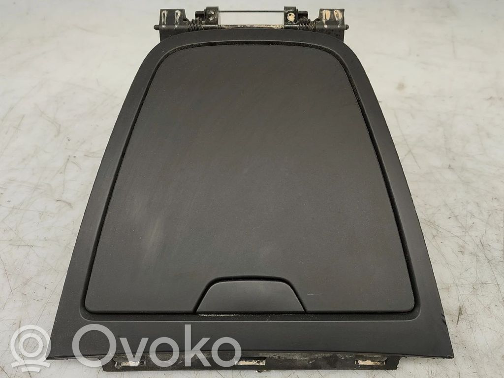 Glove box   00227629,00227631,00230418,TABLIER