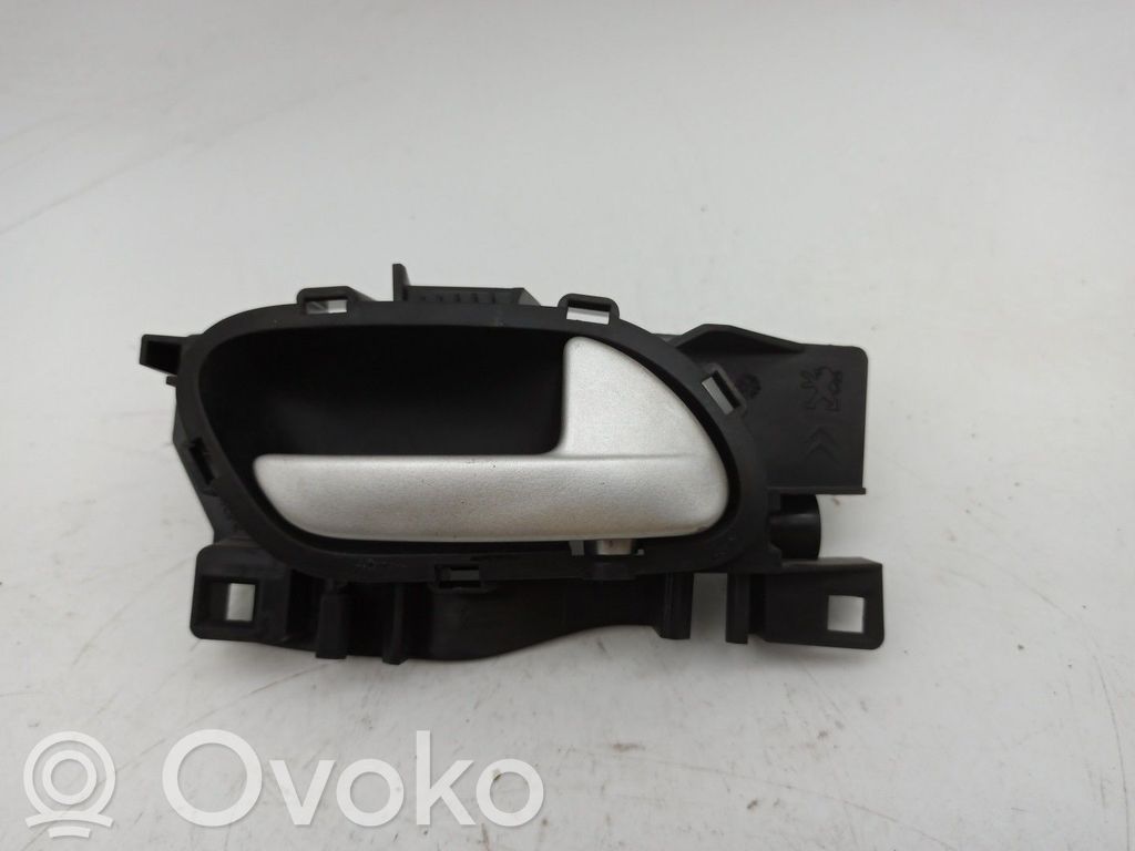 Peugeot 207 Rear door interior handle 