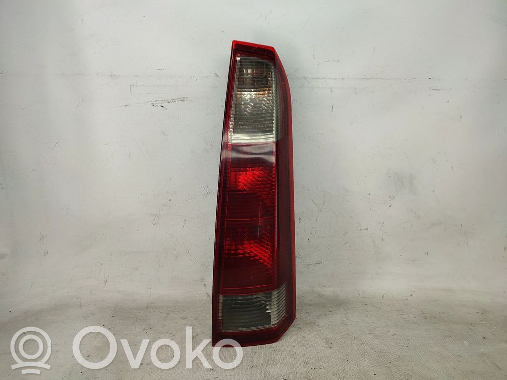 Opel Meriva A Feux arrière / postérieurs