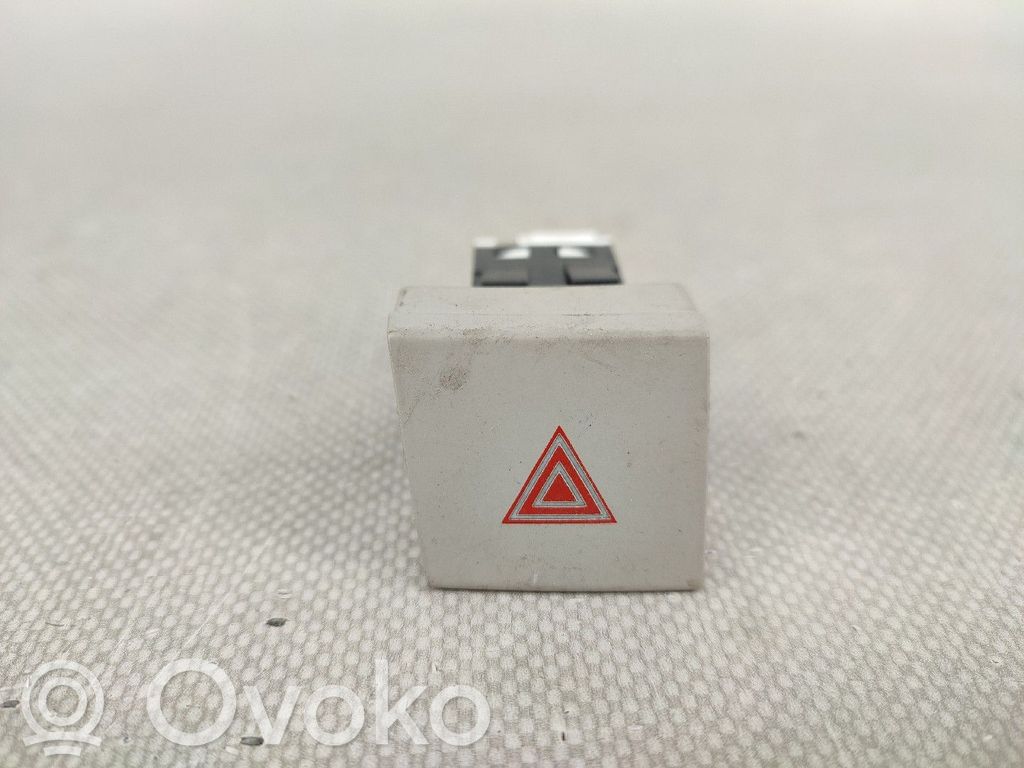Peugeot 508 Botón interruptor de luz de peligro