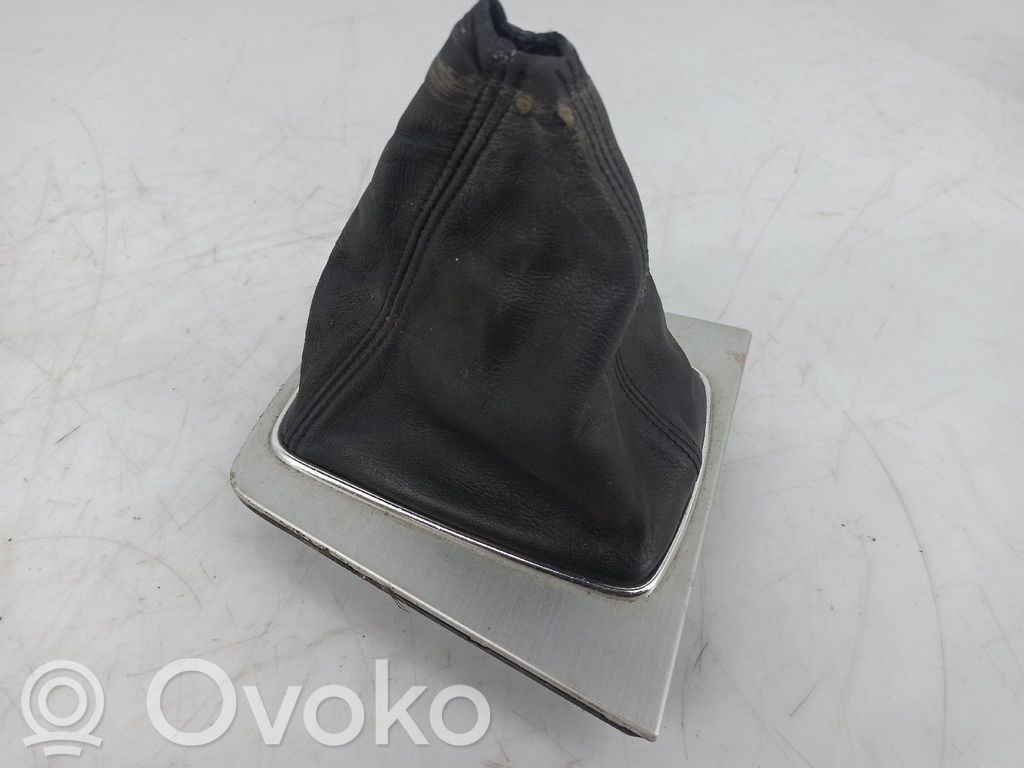 Interruptor/perilla de marchas   8E0864261