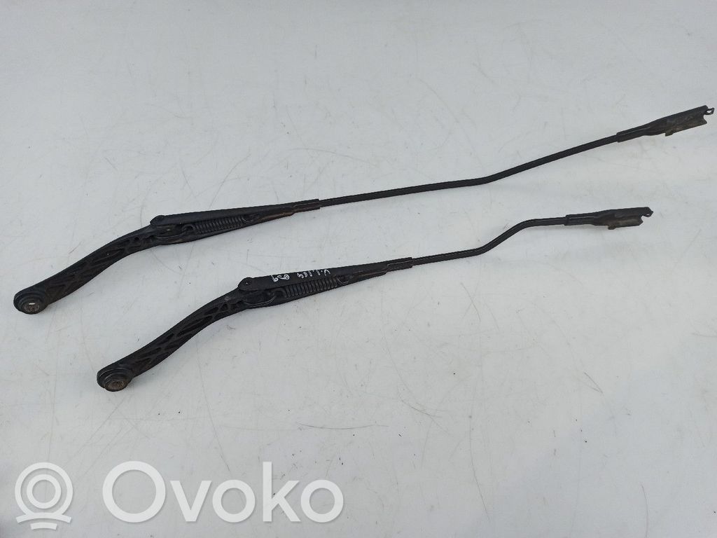 Fiat Punto Evo Front wiper blade arm 