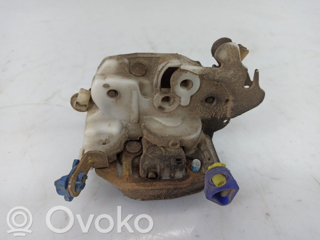 Etuoven lukko