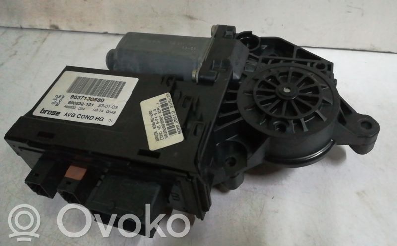 Peugeot 307 Motorino alzacristalli della portiera anteriore