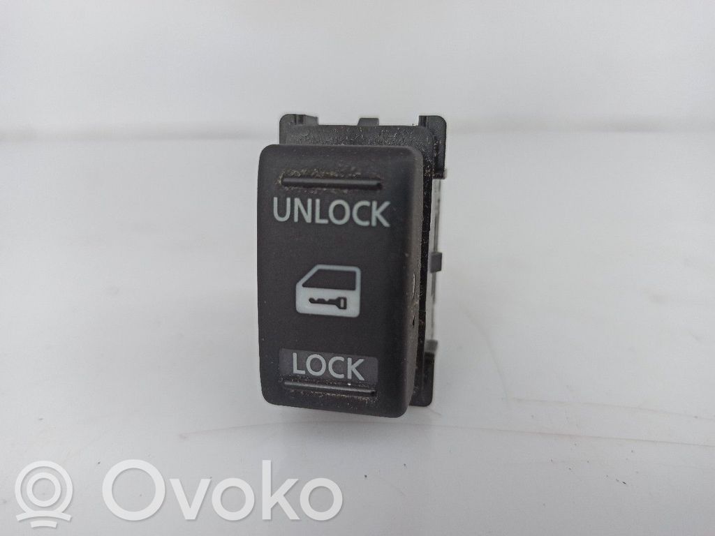 Interruptor de control multifunción   252109U00A