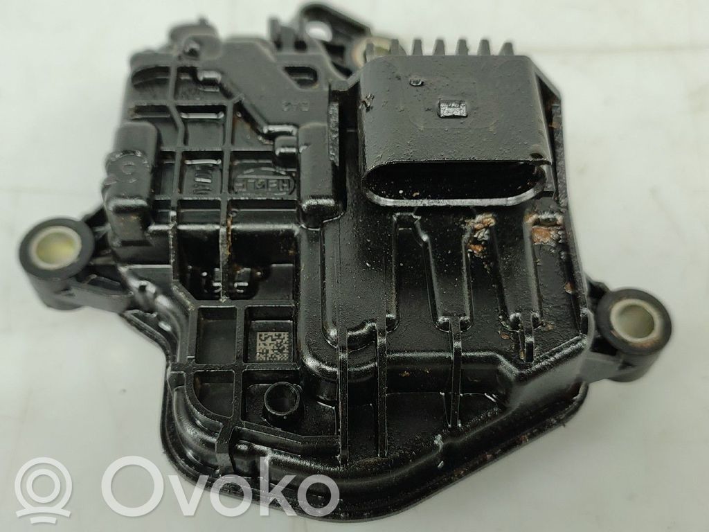 Unidad de control/módulo del motor   05E907593