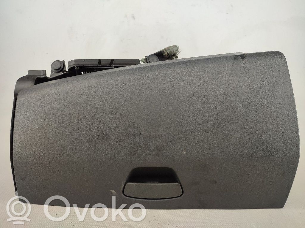 Smart ForFour I Daiktadėžė 