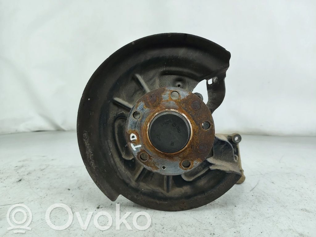 Volkswagen Golf VI Braț cu fuzetă spate 