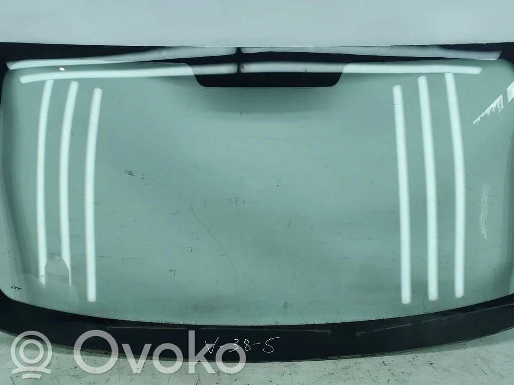 Iveco Daily 6th gen Front windscreen/windshield window 