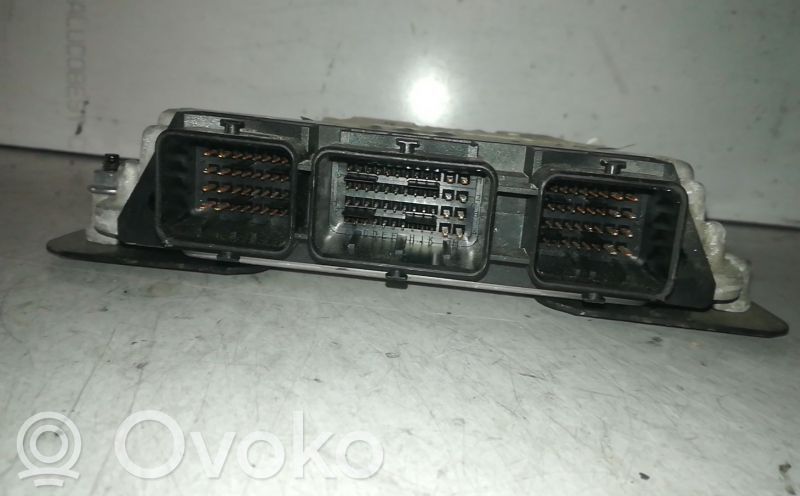 Motorsteuergerät/-modul   9661773380