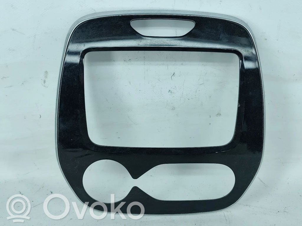 Renault Captur Rămă unitate radio/GPS 